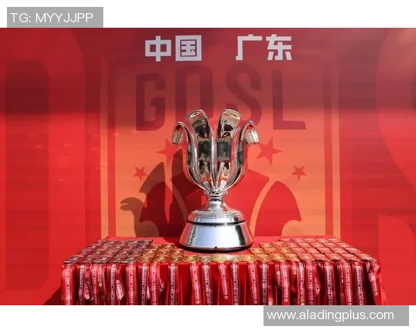 深圳足球队在洲际杯积分榜上以52分稳居第一名展现强劲实力